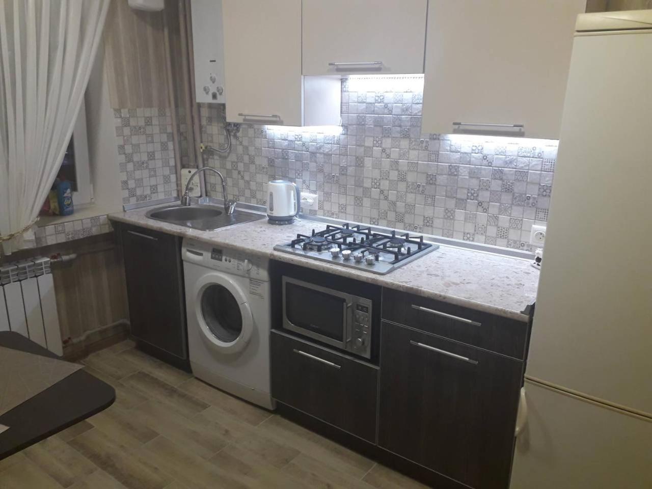 Apartment 30 M2 On Sergei Esenin 11 Κχαρκίβ Εξωτερικό φωτογραφία