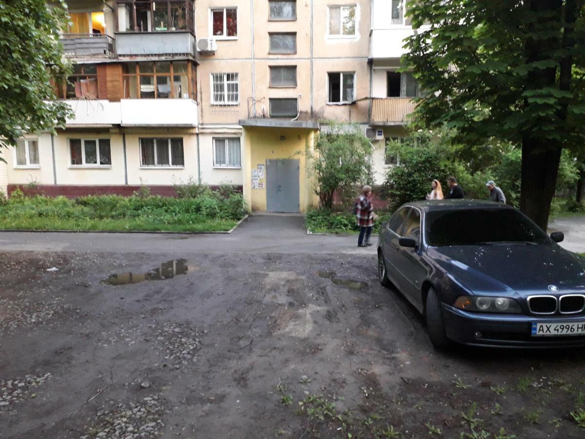 Apartment 30 M2 On Sergei Esenin 11 Κχαρκίβ Εξωτερικό φωτογραφία