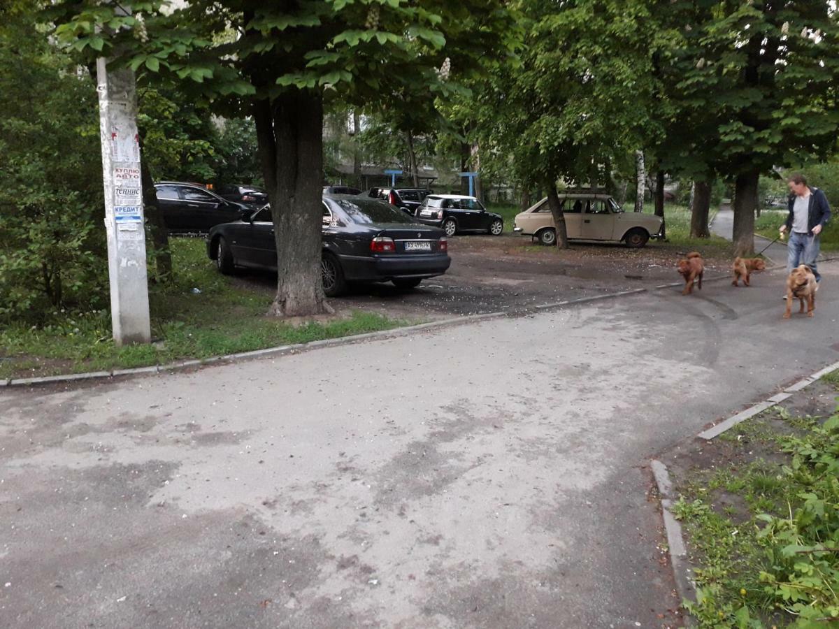 Apartment 30 M2 On Sergei Esenin 11 Κχαρκίβ Εξωτερικό φωτογραφία