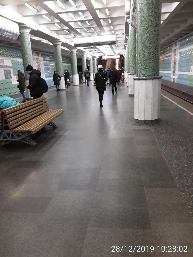 Apartment 30 M2 On Sergei Esenin 11 Κχαρκίβ Εξωτερικό φωτογραφία